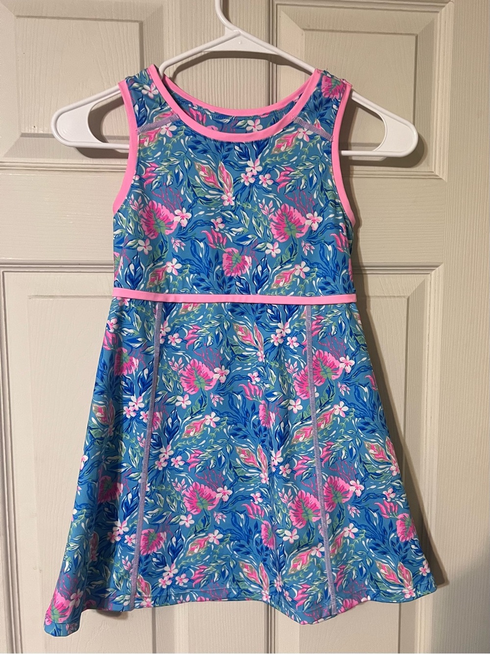 Tommy Bahama Active Floral Resort Dress Girls Size medium (7-8) Athletic Stretch